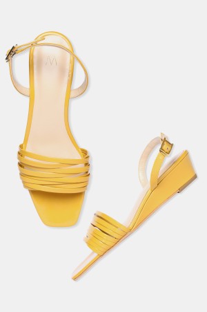 Mustard Textured Square Toe Wedge-Wcarter