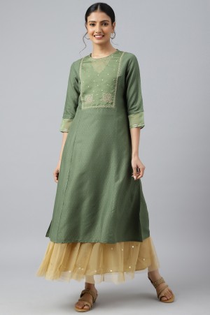 Olive Green A-Line Embroidered Kurta With Sequins