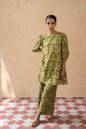 Green Ikkat Printed Tunic with Parallel Pants Co-ord Set